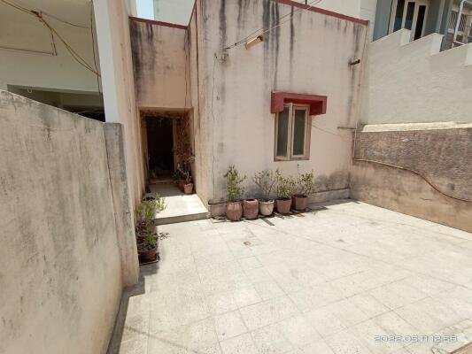 Sadhu Vaswani Road