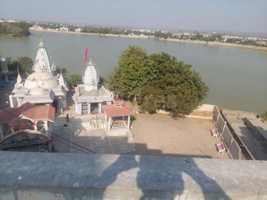 Old Dhatia Falia