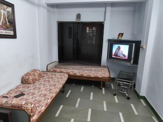 vinayak appartment,ambica society , katargam gidc, Surat, Gujarat - LockMyKey