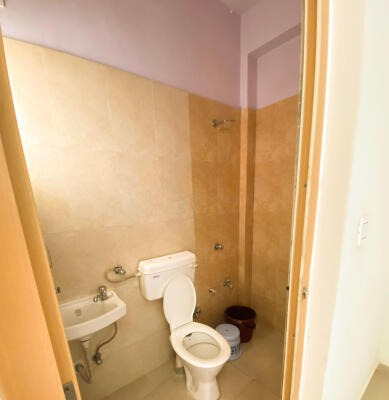 Lokmanya Tilak Town Ship, Rail Nagar, Rajkot, Gujarat - LockMyKey