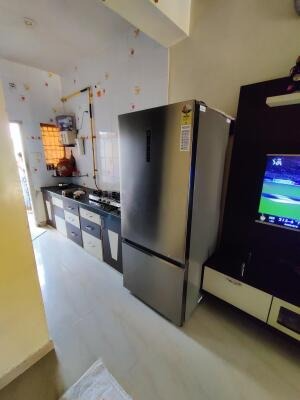 Dwarkadhish Apartment, Mavdi, Rajkot, Gujarat - LockMyKey