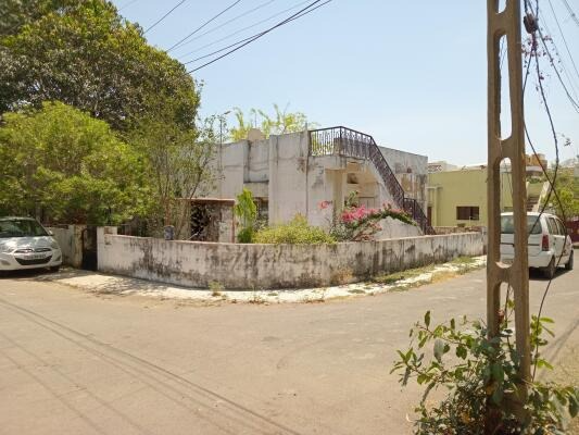 Kalavad Road, Rajkot, Gujarat - LockMyKey