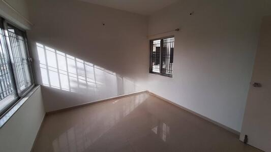 LABH COMPLEX, University Road, Rajkot, Gujarat - LockMyKey
