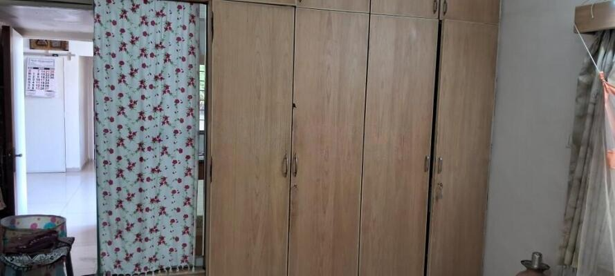 Maharaja Apartment , Opp. Chaudhary High School, Near Race Course,, Rajkot, Gujarat - LockMyKey
