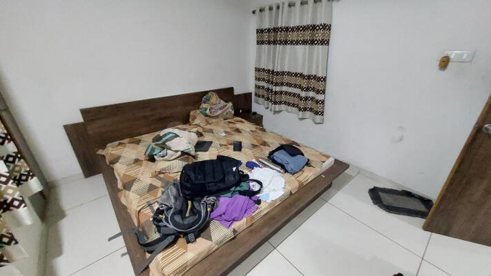 Vina Flats, Jagnath Plot, Rajkot, Gujarat - LockMyKey