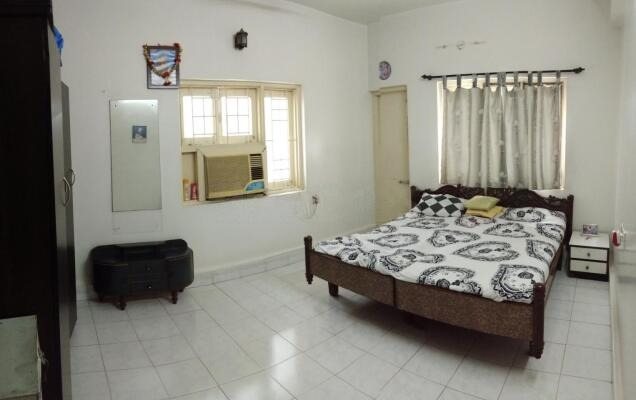 Siddhanth, Sadar, Rajkot, Gujarat - LockMyKey