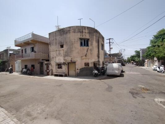 Gandhigram No 5A 150 Feet Ring Road Rajkot , Duplex, Rajkot, Gujarat - LockMyKey