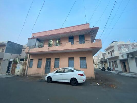 Junction Plot, Shankar Smruti, Rajkot, Gujarat - LockMyKey
