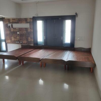 Vitrag Building, Godal Nagar, Vapi, Gujarat - LockMyKey