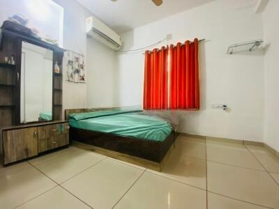 Shree Jay Ambe Shukan 6, Vemali, Vadodara, Gujarat - LockMyKey