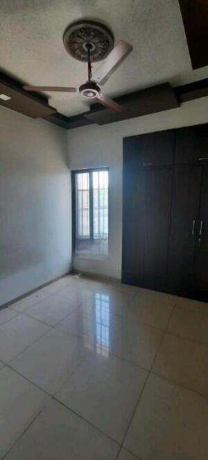 Shrinathji Apartment, Mavadi Plot, Rajkot, Gujarat - LockMyKey
