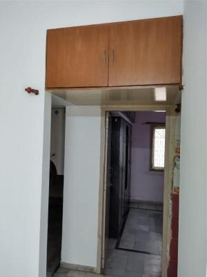 Suraj Flats, Ellora Park, Vadodara, Gujarat - LockMyKey