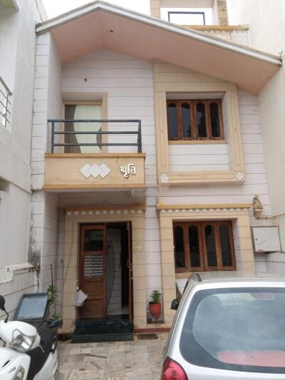 Mavdi Chowkdi, Rajkot, Gujarat - LockMyKey