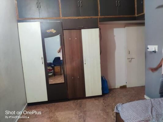 bhavya apartment vallabhnagar , Pij Road, Nadiad, Gujarat - LockMyKey