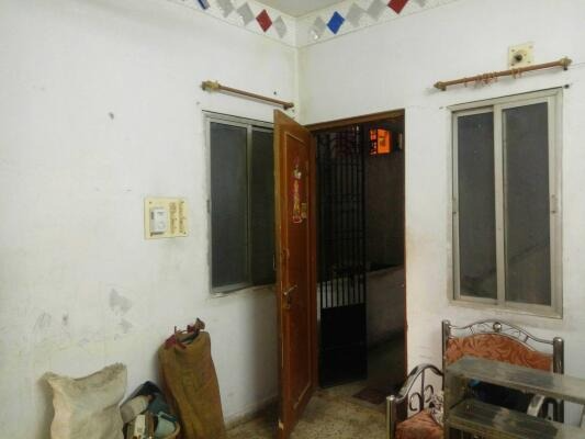 Pankil Chembers, Raopura, Vadodara, Gujarat - LockMyKey