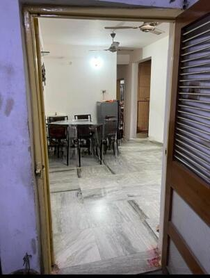Sheth Manek Apartment, Jagnath Plot, Rajkot, Gujarat - LockMyKey