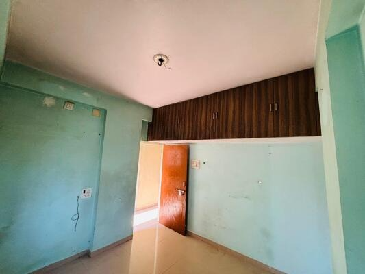 Shree Ganadhish Avenue, Navapura, Vadodara, Gujarat - LockMyKey