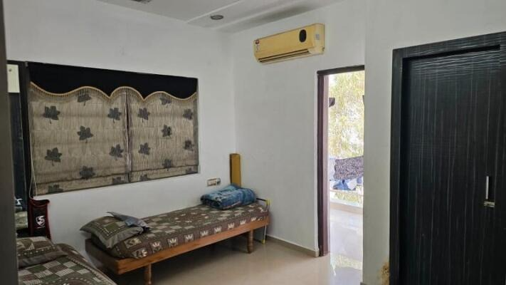 Reva Flats, Kotecha Nagar, Rajkot, Gujarat - LockMyKey