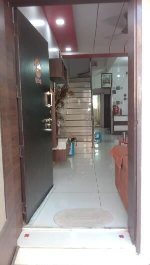 New 150ft. ring road, Rajkot, Gujarat - LockMyKey
