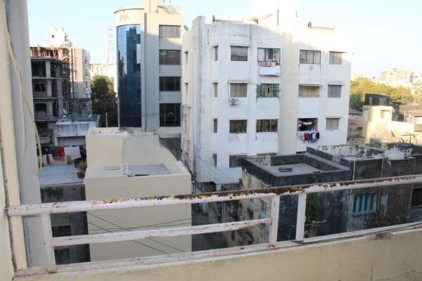 Vraj Vallabh Apartments, Sadar, Rajkot, Gujarat - LockMyKey