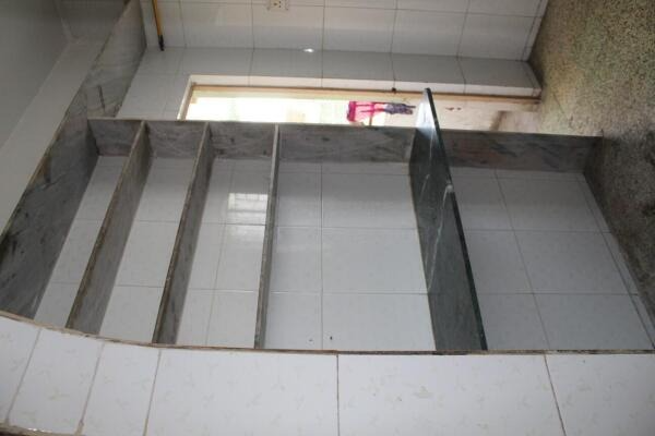 Vraj Vallabh Apartments, Sadar, Rajkot, Gujarat - LockMyKey