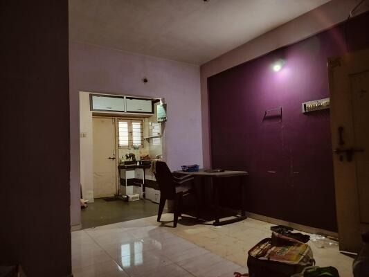 Ashutosh apartment , 80 feet road opp sbi bank, Gujarat Others, Gujarat - LockMyKey