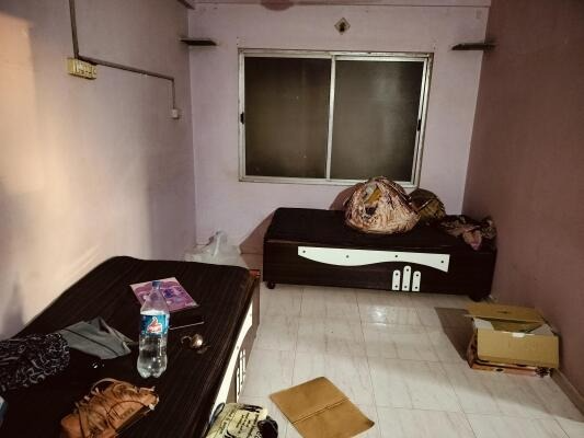 Ashutosh apartment , 80 feet road opp sbi bank, Gujarat Others, Gujarat - LockMyKey
