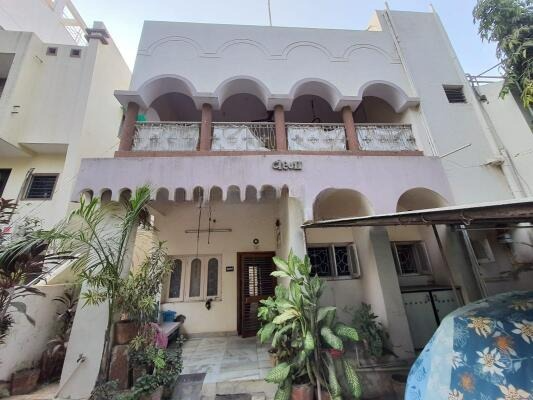 Siddhivinayak marg, Kalavad Road, Rajkot, Gujarat - LockMyKey
