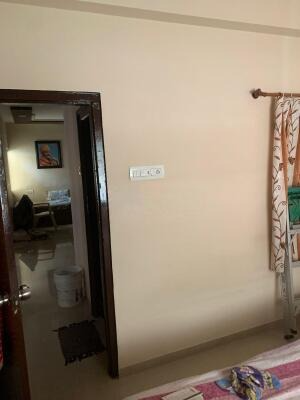 Diamond Plus, Madhapar, Rajkot, Gujarat - LockMyKey