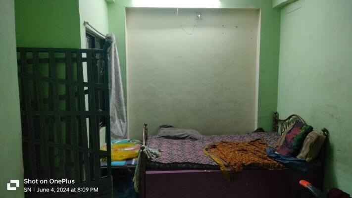 varj complex navabjar, navabjar Vadodara, Vadodara, Gujarat - LockMyKey