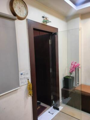Mahadev appartment, Udhana Gam, Surat, Gujarat - LockMyKey