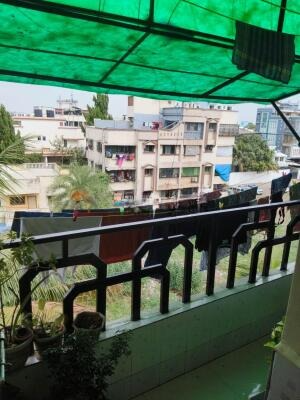 City Centre, Gunjan, Vapi, Gujarat - LockMyKey