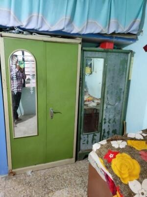 akash darsan apartment, Khanderao Market Char Rasta, Vadodara, Gujarat - LockMyKey