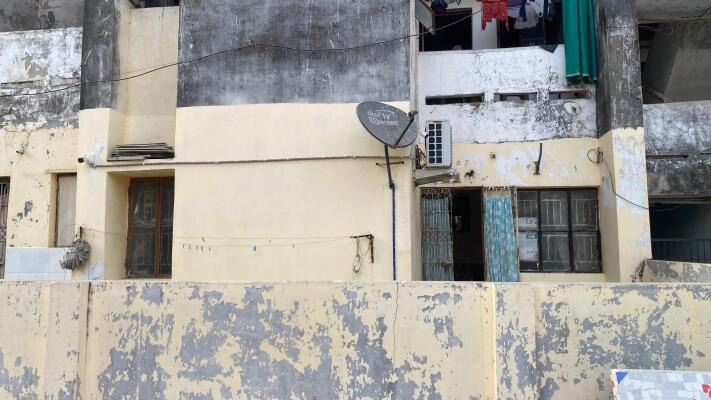 narayan nagar Akshar apartment, Laxmipura, Vadodara, Gujarat - LockMyKey