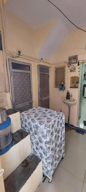 Punit Nagar Circle, Rajkot, Gujarat - LockMyKey