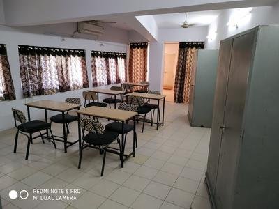 Rumy Plaza, Airport Road, Rajkot, Gujarat - LockMyKey