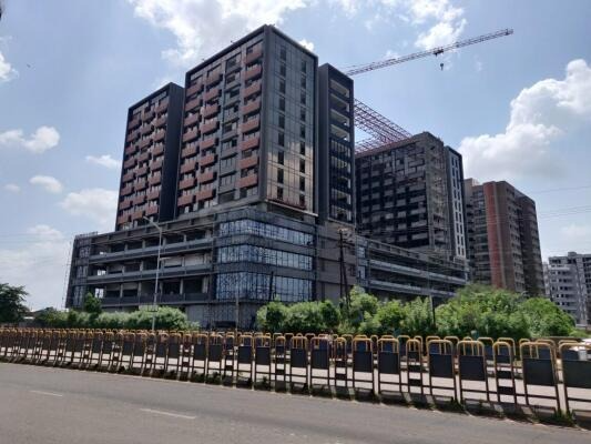 Vivan RK World Tower, 150 Feet Ring Road, Rajkot, Gujarat - LockMyKey