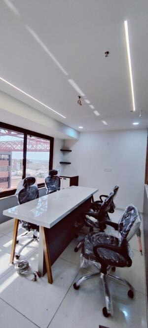 Vivan RK World Tower, 150 Feet Ring Road, Rajkot, Gujarat- LockMyKey