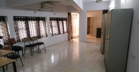 Rumy Plaza, Airport Road, Rajkot, Gujarat - LockMyKey