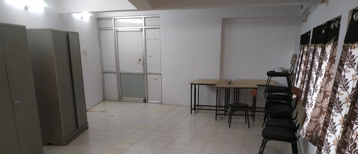 Rumy Plaza, Airport Road, Rajkot, Gujarat - LockMyKey