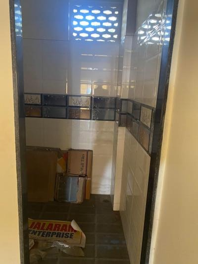 Dhebar road, Rajkot, Gujarat - LockMyKey