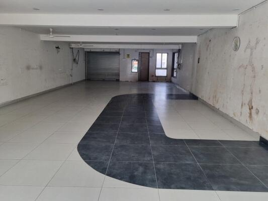 Business Pinnacle, 150 Feet Ring Road, Rajkot, Gujarat - LockMyKey