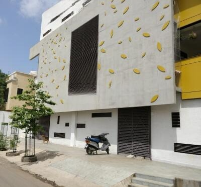 Kalavad Road, Rajkot, Gujarat - LockMyKey
