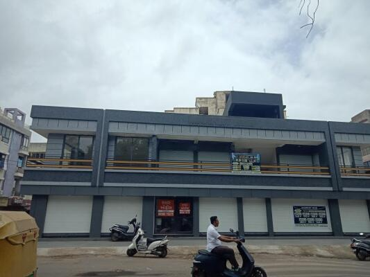 Market Hub, Junction Plot, Rajkot, Gujarat - LockMyKey