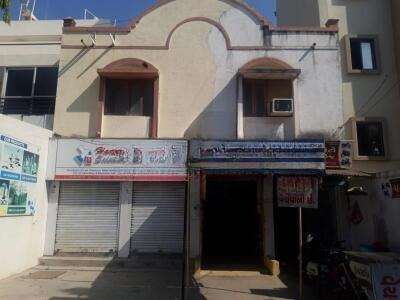 Sadguru complex, University Road, Rajkot, Gujarat - LockMyKey