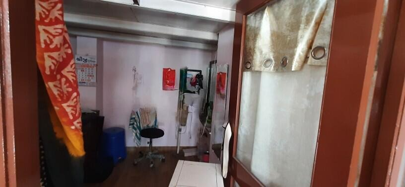 prerna Complex Raiya road , Hanuman madhi shaak market, Rajkot, Gujarat - LockMyKey