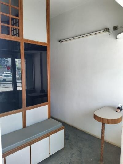 yashraj complex, University Road, Rajkot, Gujarat - LockMyKey