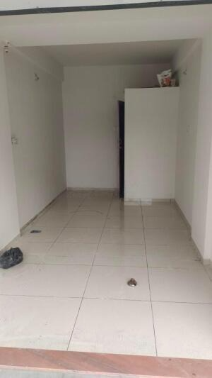 Krishna Appartment, Railnagar, Rajkot, Gujarat - LockMyKey