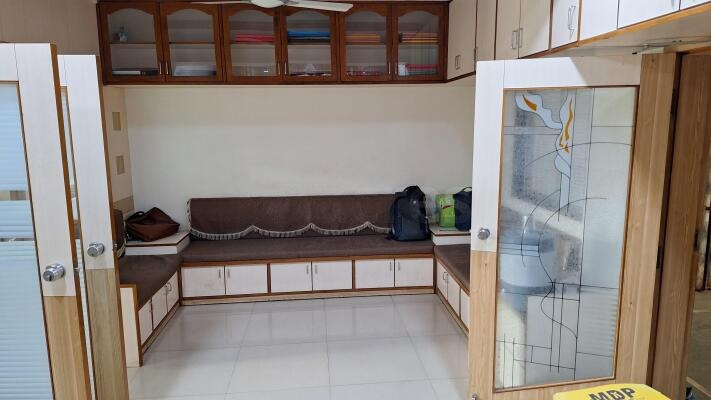 Om Sarjan Complex, Mavdi, Rajkot, Gujarat - LockMyKey