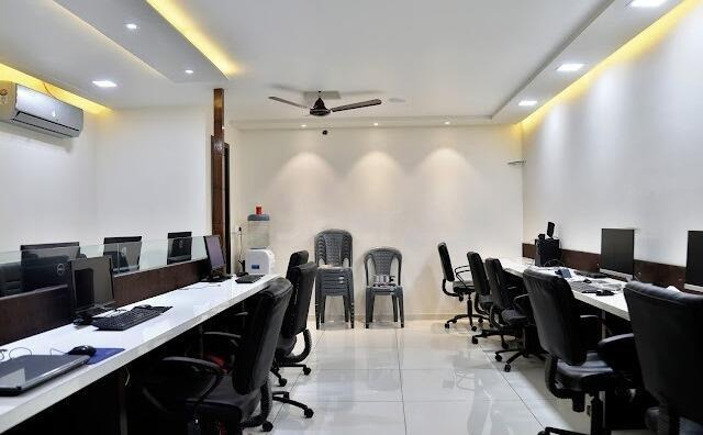 Indira Circle, Rajkot, Gujarat - LockMyKey